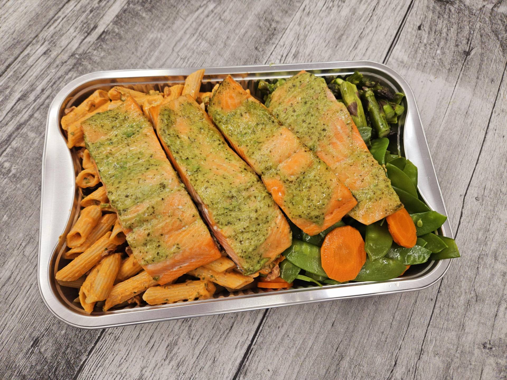 Truite saumonée au pesto format familial